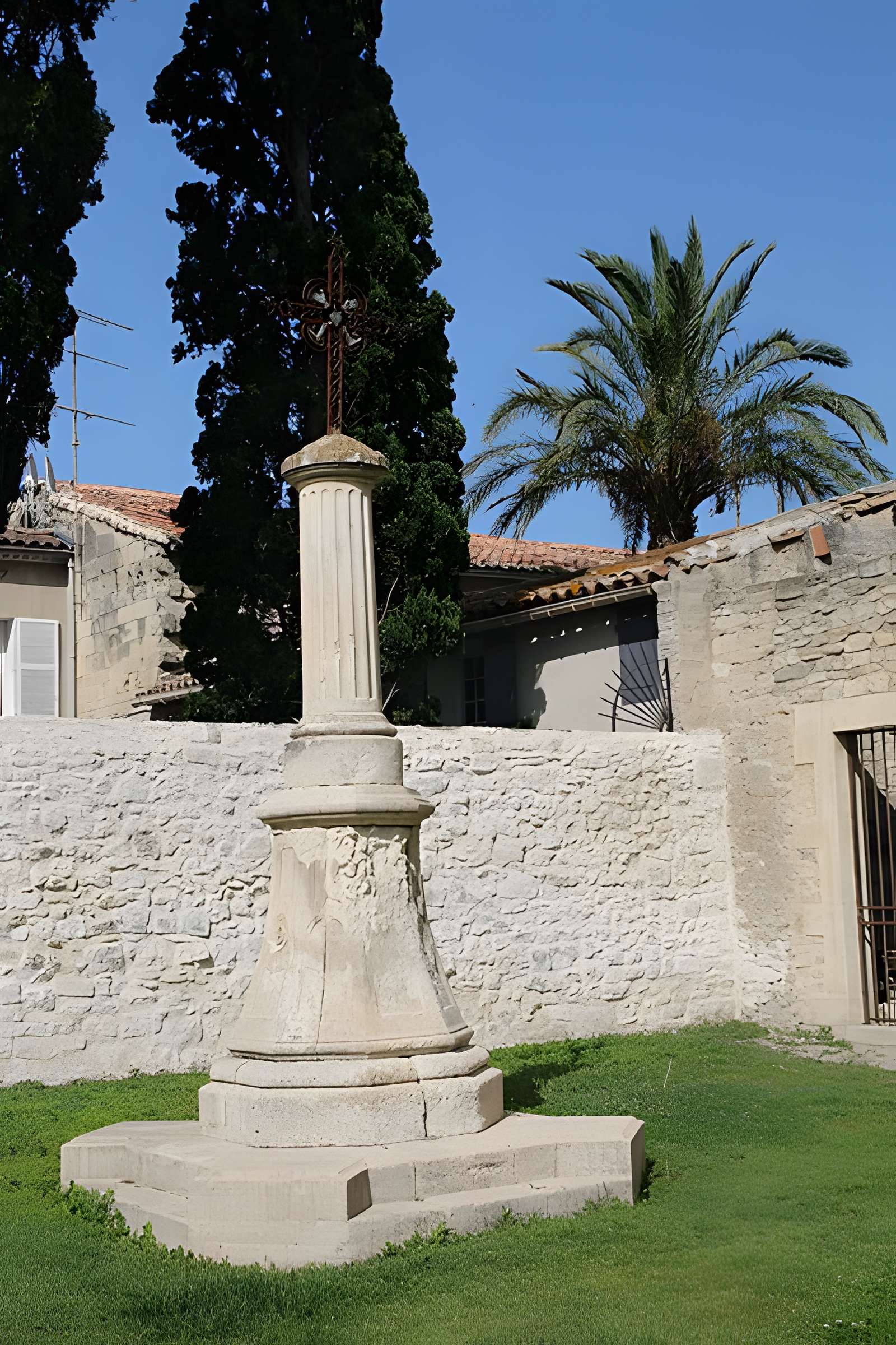 Chapelle de la confrérie des Pénitents-Gris d'Aigues-Mortes