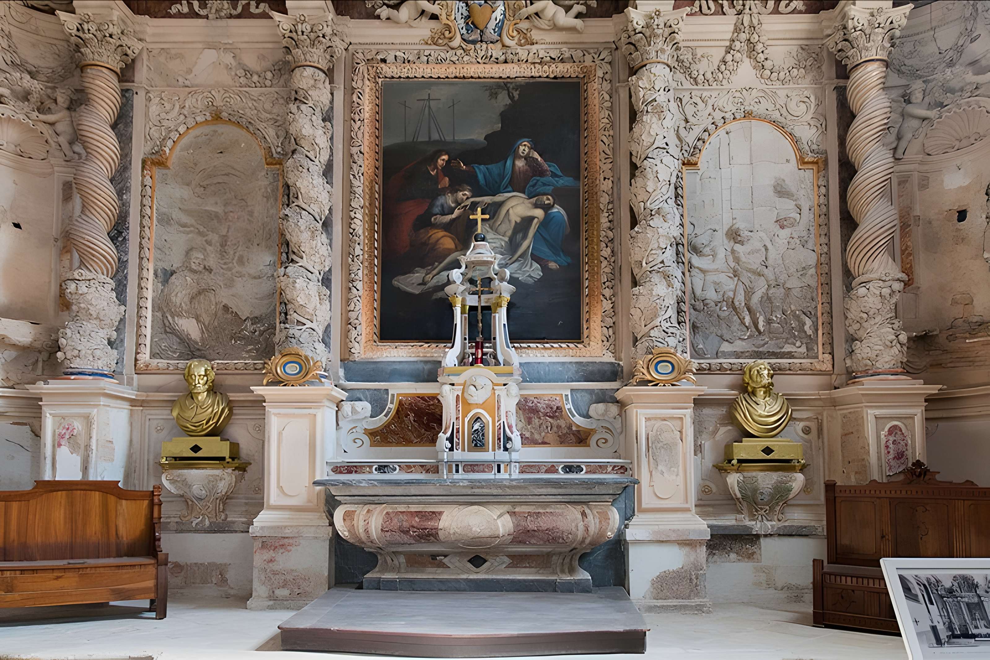 Chapelle de la confrérie des Pénitents-Gris d'Aigues-Mortes