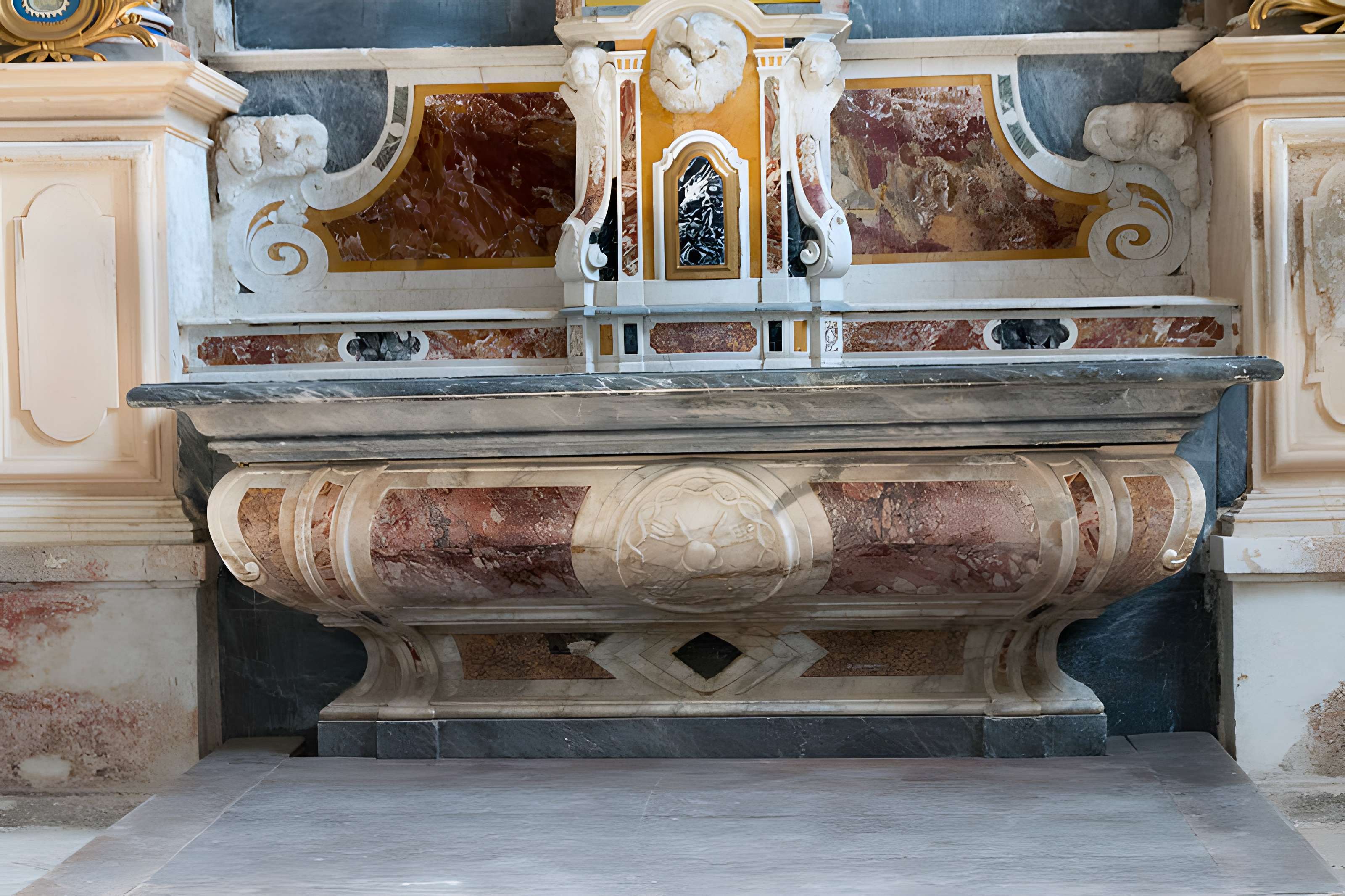 Chapelle de la confrérie des Pénitents-Gris d'Aigues-Mortes