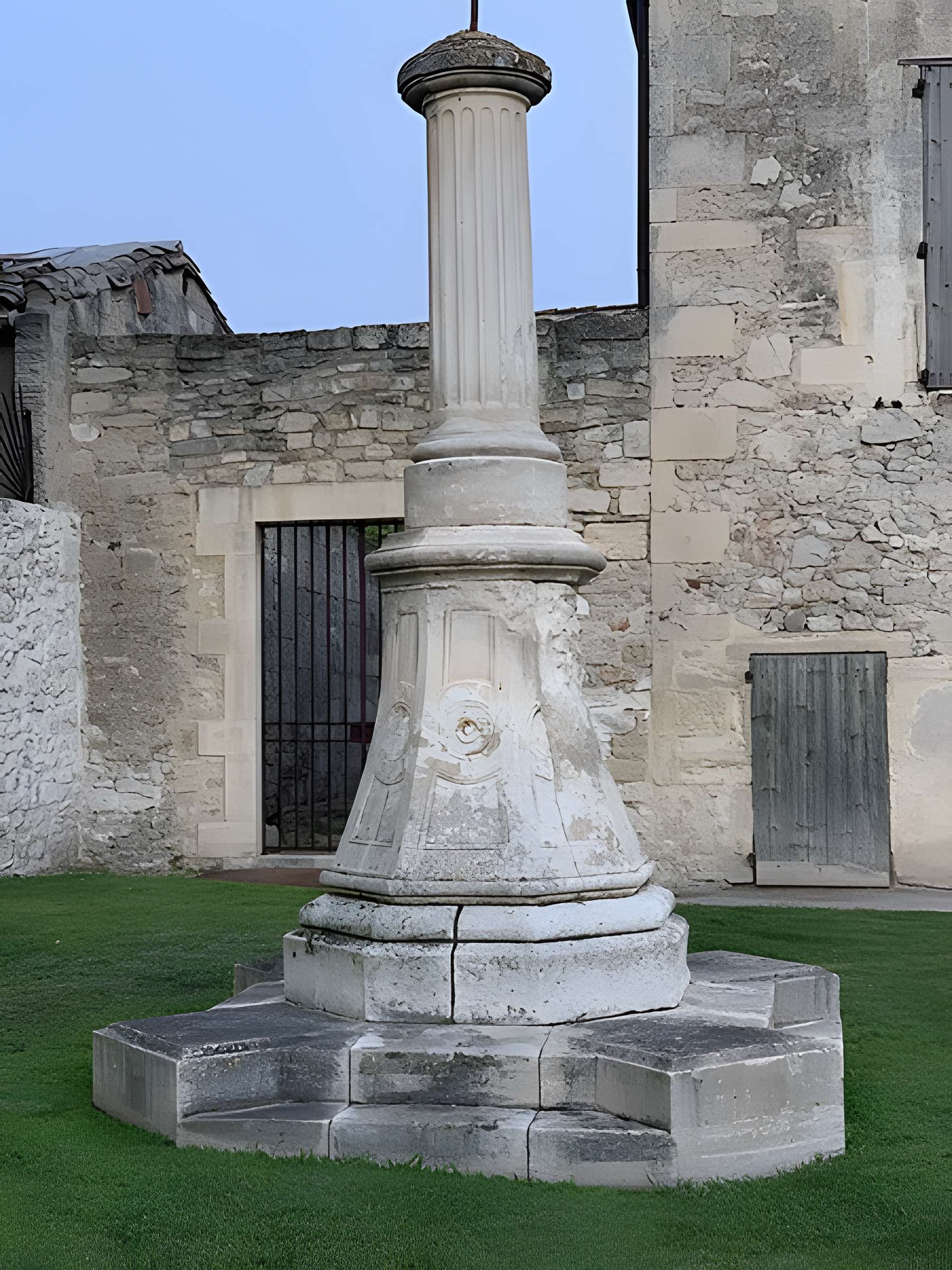 Chapelle de la confrérie des Pénitents-Gris d'Aigues-Mortes