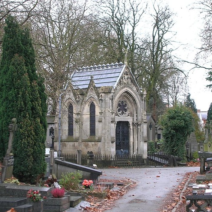 Photo de Chapelle de la famille Gonnet, située au cimetière de lEst