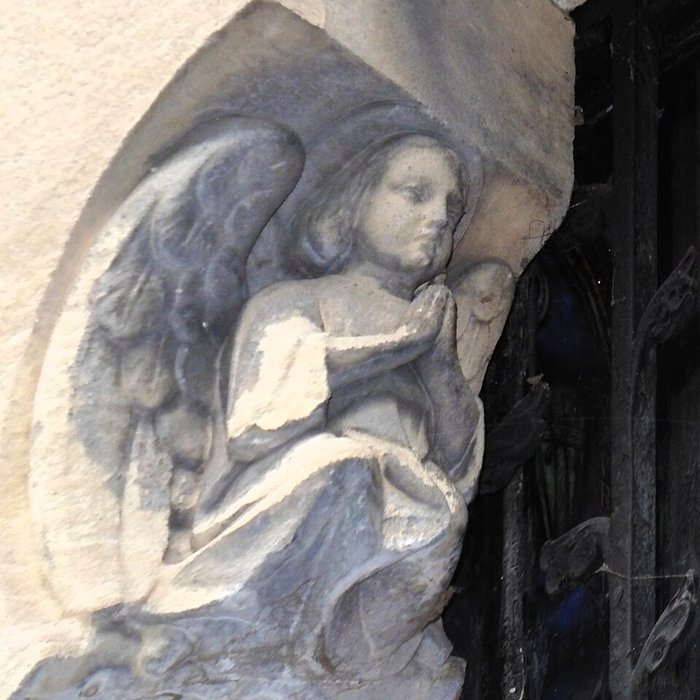 Photo de Chapelle de la famille Gonnet, située au cimetière de lEst