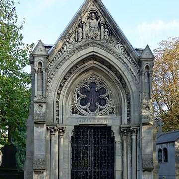 Chapelle de la famille Gonnet, située au cimetière de lEst
