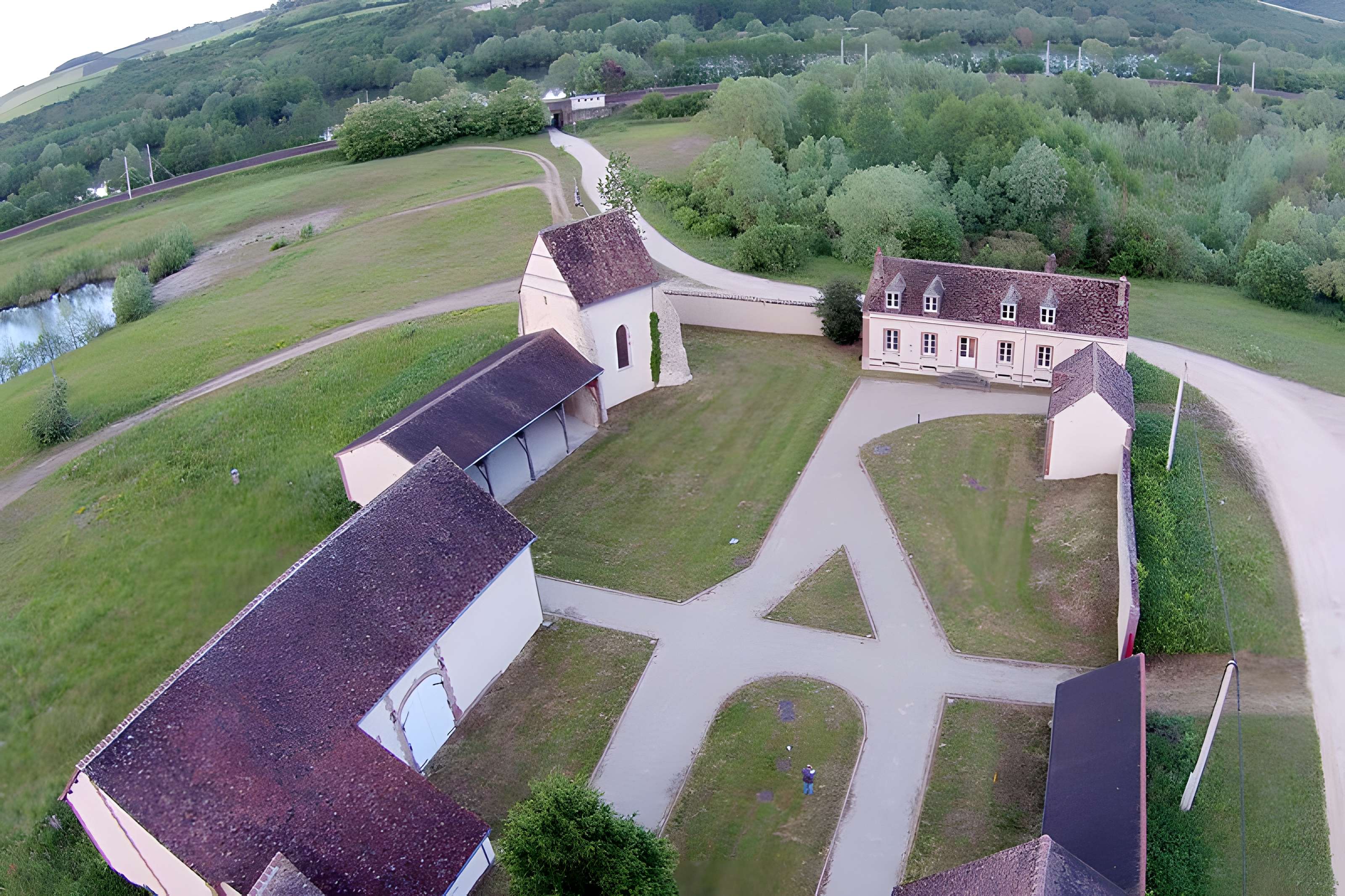 Chapelle de la Maladrerie de Saint-Julien-du-Sault