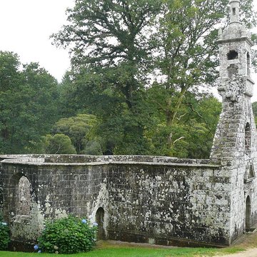 Chapelle de la Trinité de Lanvénégen