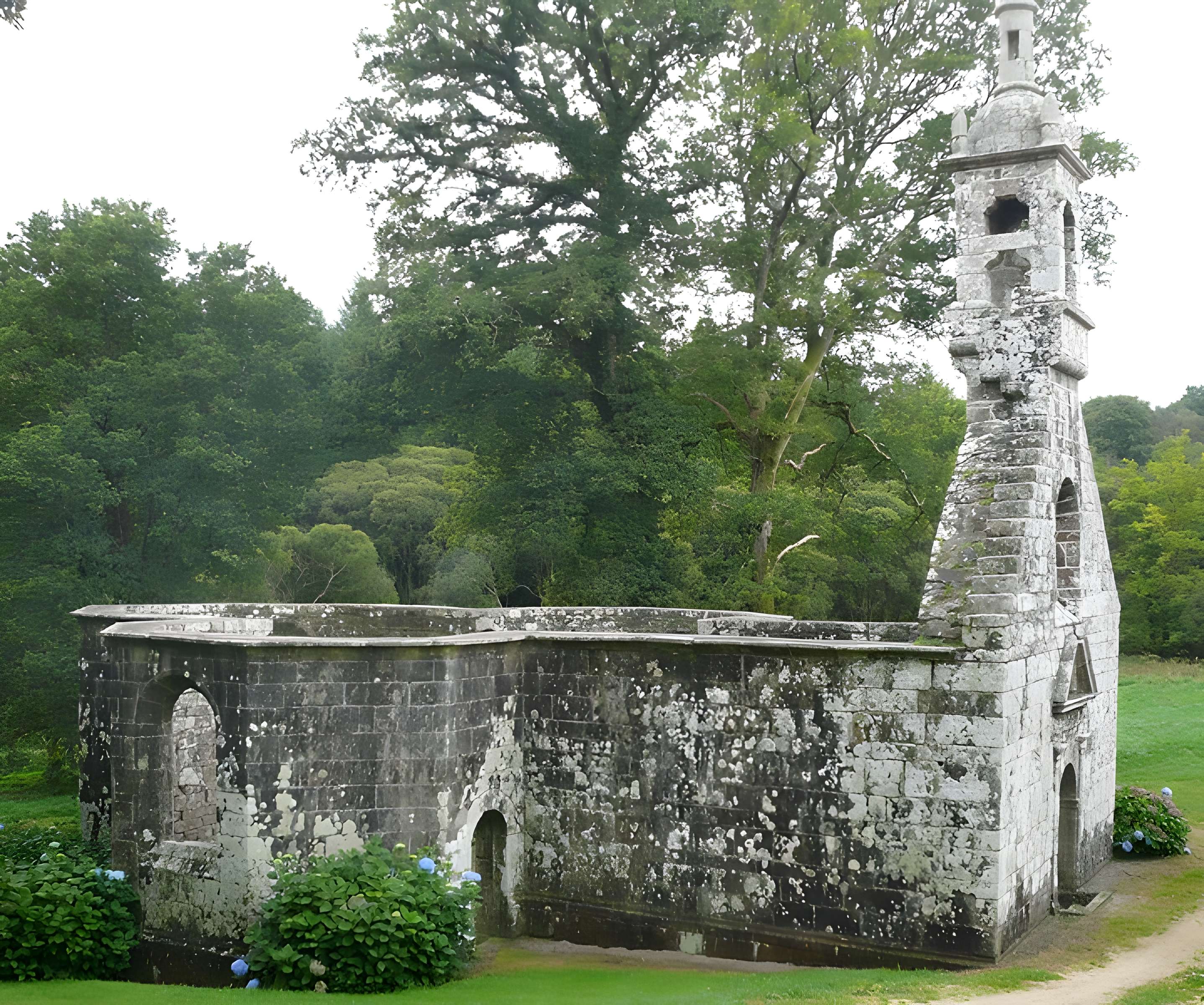 Chapelle de la Trinité de Lanvénégen