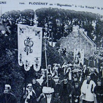 chapelle de la trinite de plozevet