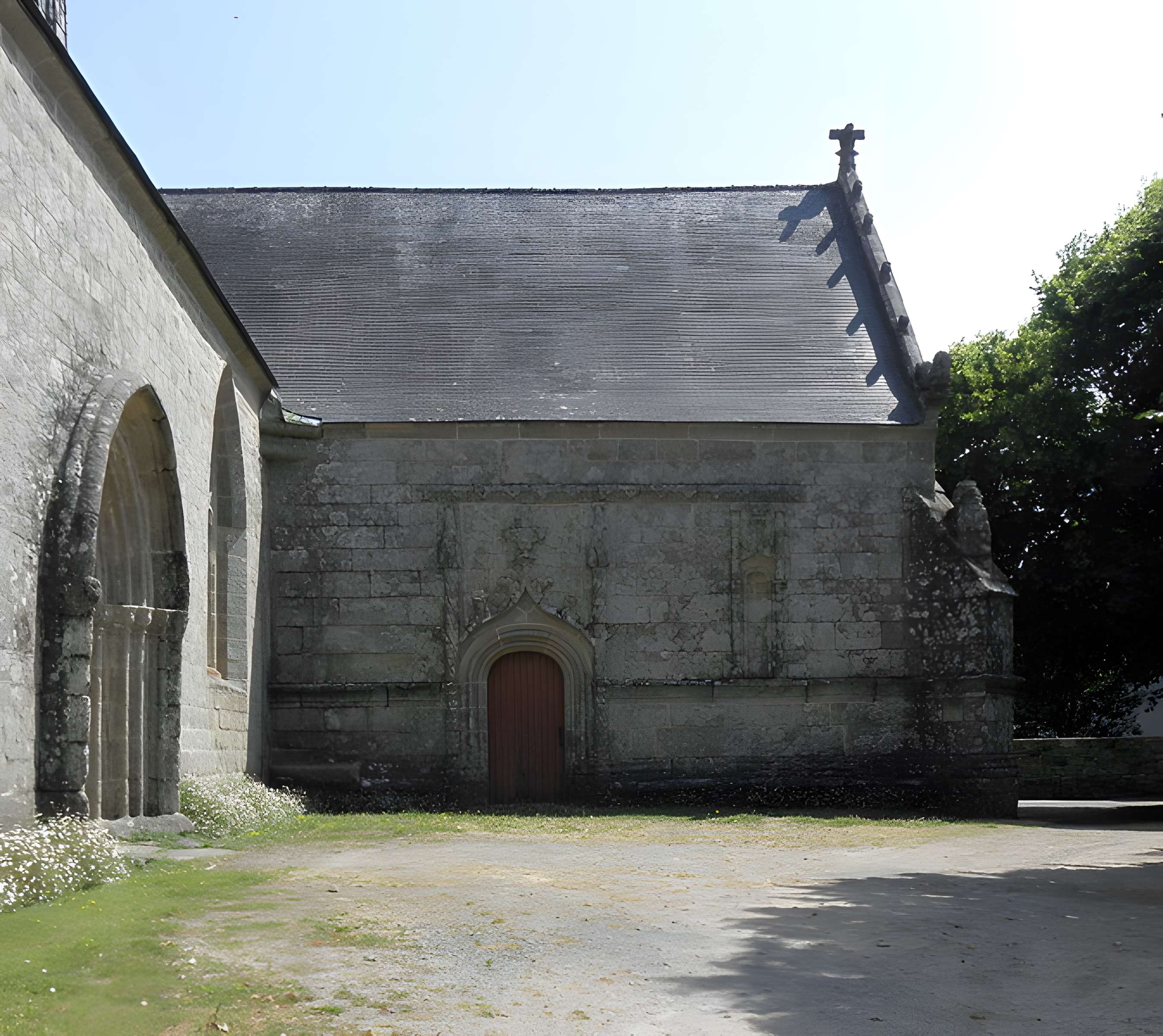 Chapelle de la Trinité de Plozévet