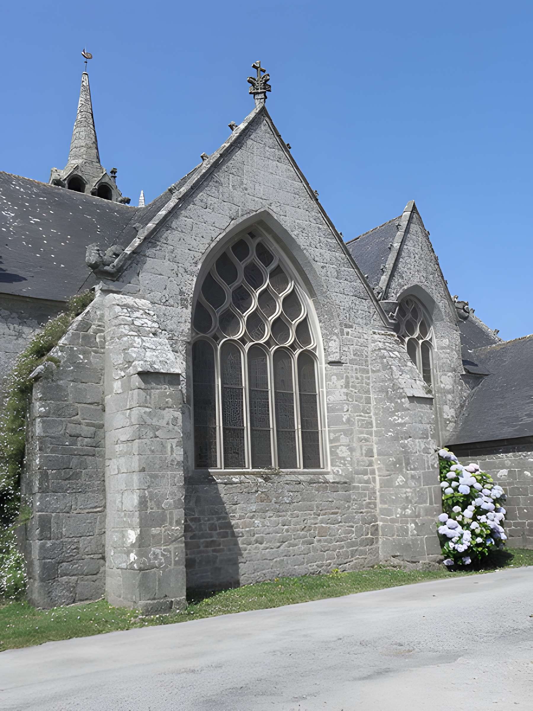 Chapelle de la Trinité de Plozévet