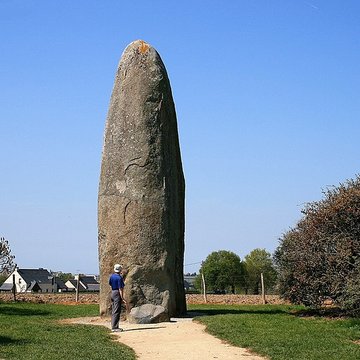Menhir de Champ-Dolent à Dol-de-Bretagne