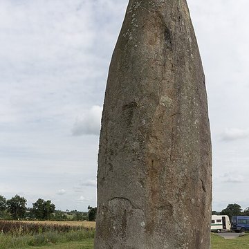 Menhir de Champ-Dolent à Dol-de-Bretagne