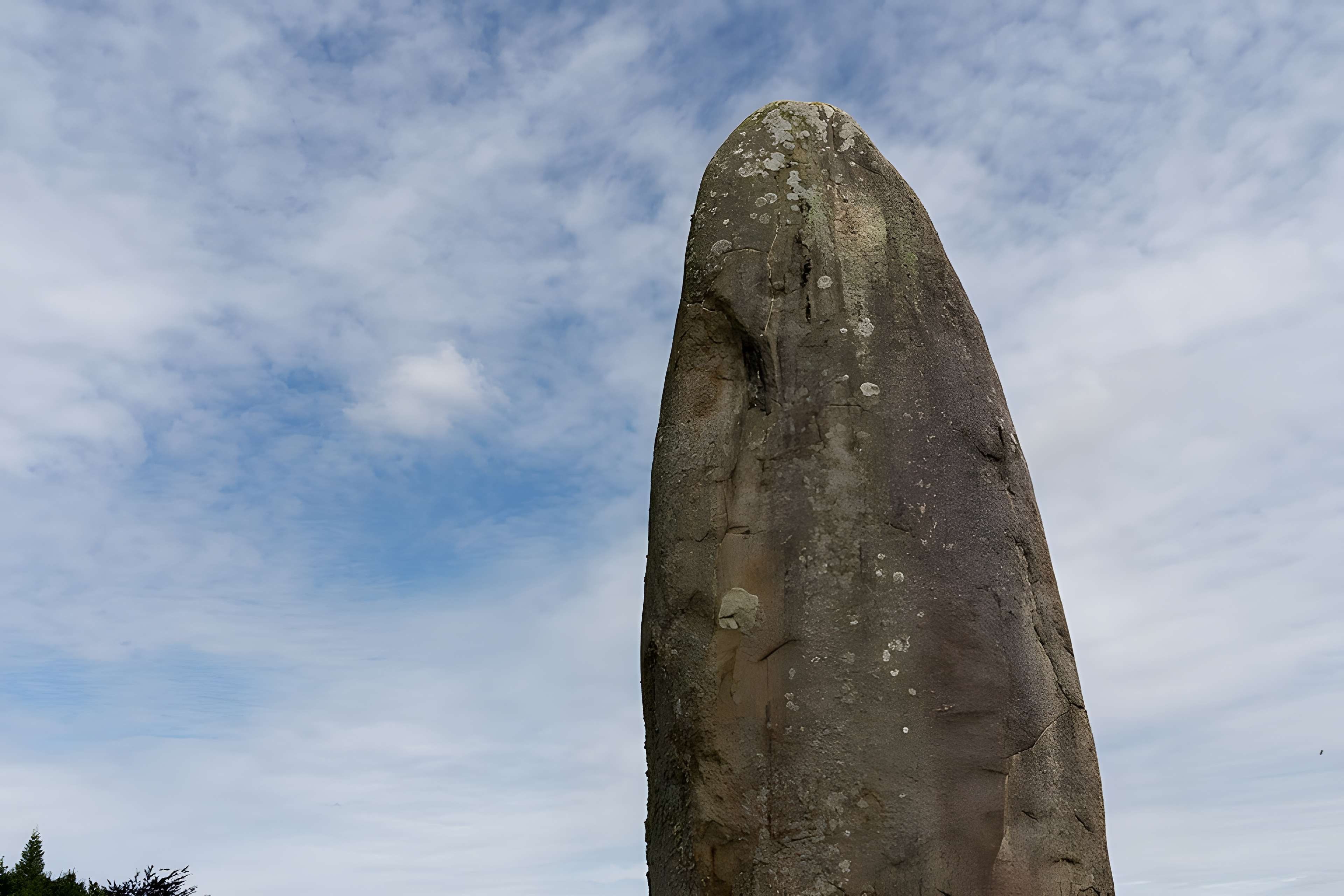 Menhir de Champ-Dolent à Dol-de-Bretagne