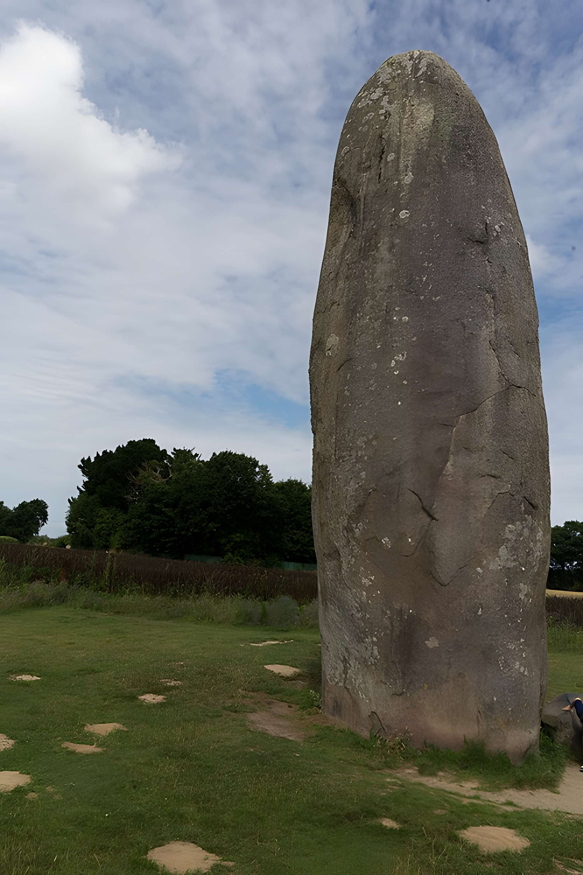 Menhir de Champ-Dolent à Dol-de-Bretagne