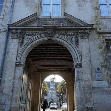 Chapelle de lHôpital général de Laon