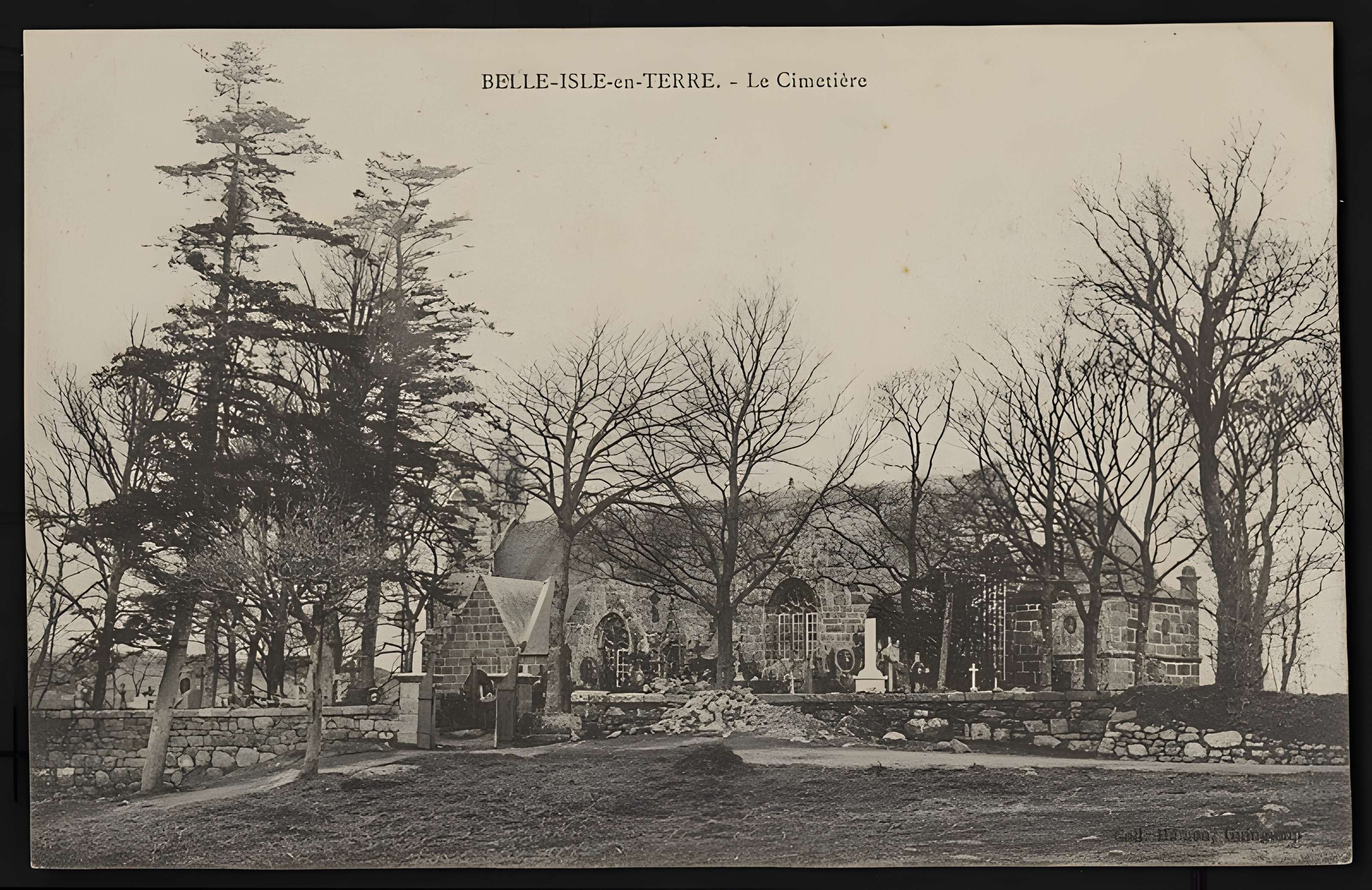 Chapelle de Locmaria de Belle-Isle-en-Terre