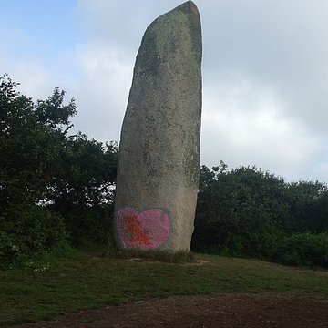 Menhir de Kerveatoux, ou de Kerloas