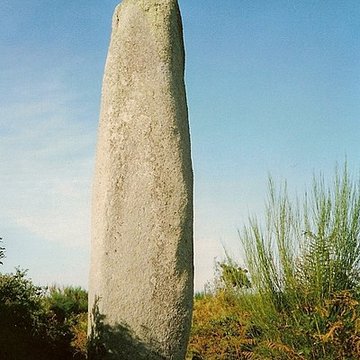Menhir de Kerveatoux, ou de Kerloas