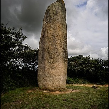 Menhir de Kerveatoux, ou de Kerloas