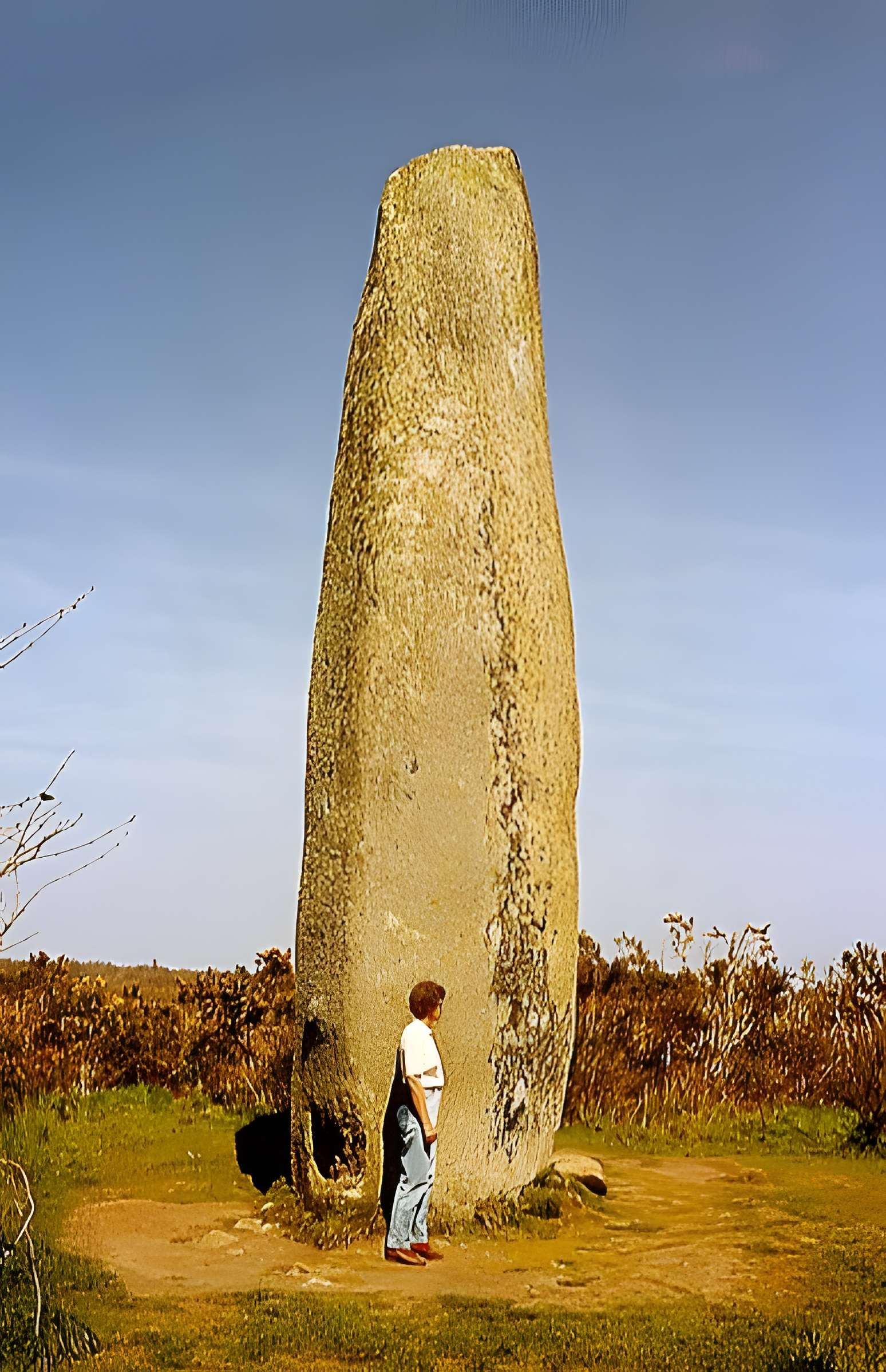 Menhir de Kerveatoux, ou de Kerloas