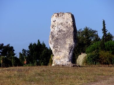Photo de Menhir de Peyrefitte à Saint-Sulpice-de-Faleyrens