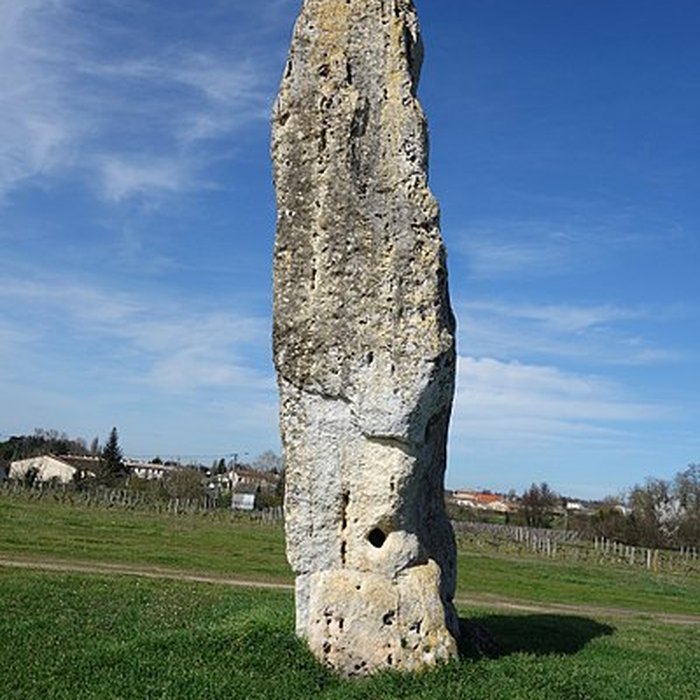 Photo de Menhir de Peyrefitte à Saint-Sulpice-de-Faleyrens