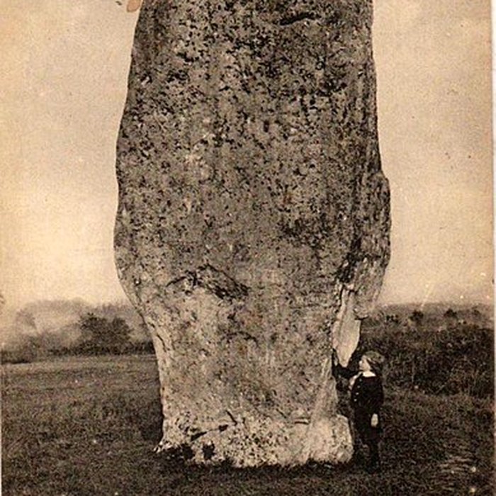Photo de Menhir de Peyrefitte à Saint-Sulpice-de-Faleyrens