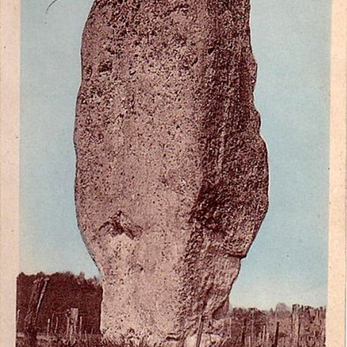 Photo de Menhir de Peyrefitte à Saint-Sulpice-de-Faleyrens