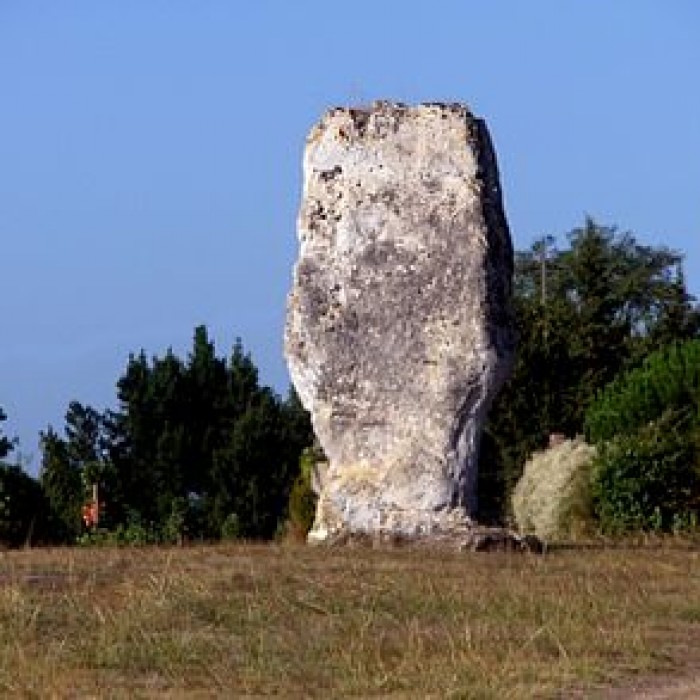 Photo de Menhir de Peyrefitte à Saint-Sulpice-de-Faleyrens