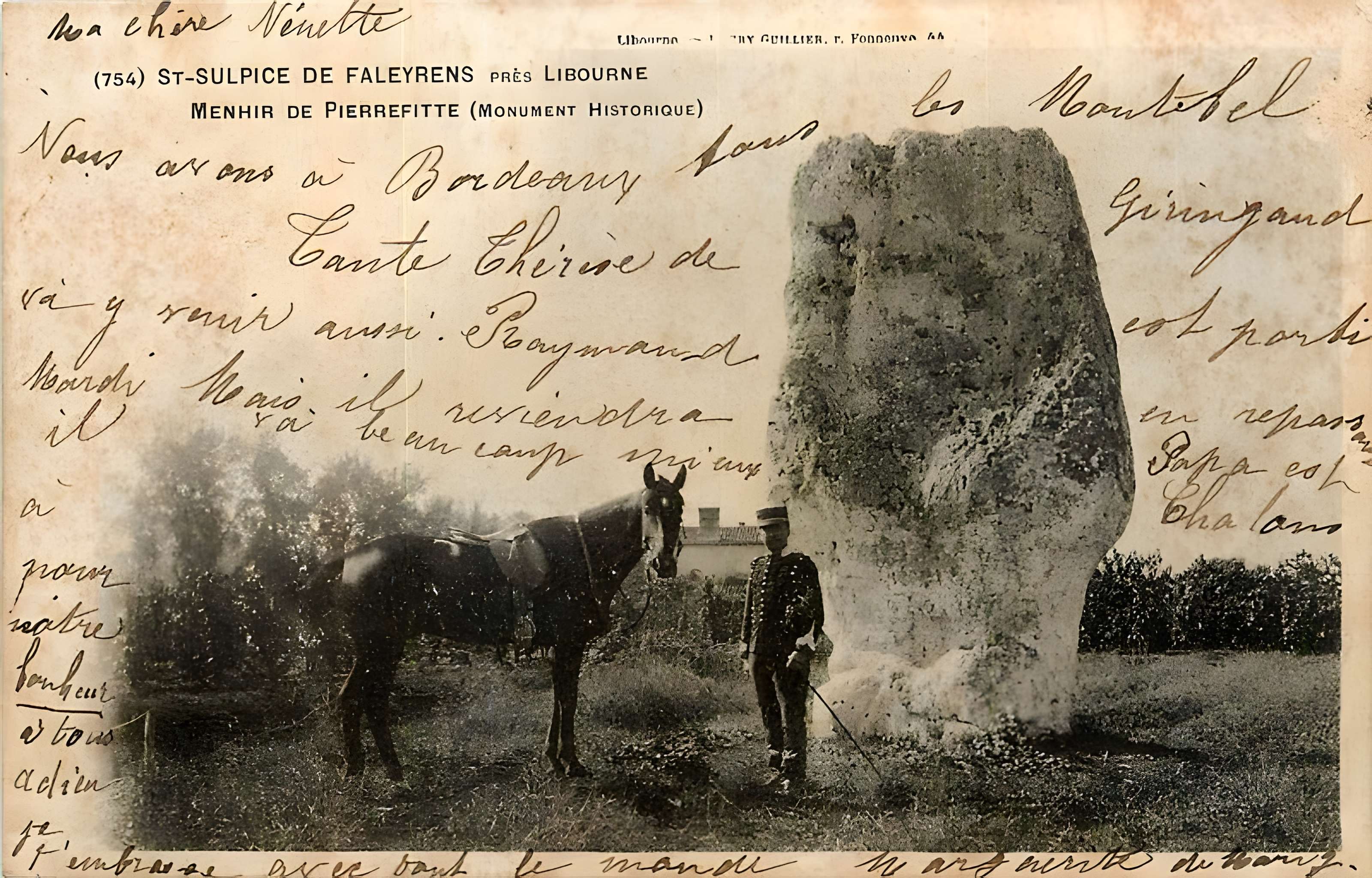 Menhir de Peyrefitte à Saint-Sulpice-de-Faleyrens