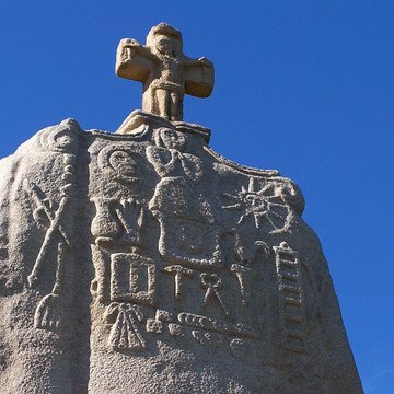 Menhir de Saint-Uzec à Pleumeur-Bodou