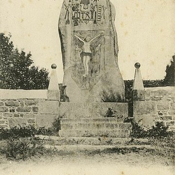 Menhir de Saint-Uzec à Pleumeur-Bodou