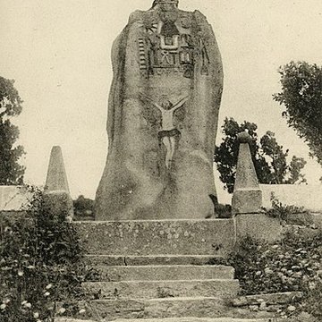 Menhir de Saint-Uzec à Pleumeur-Bodou