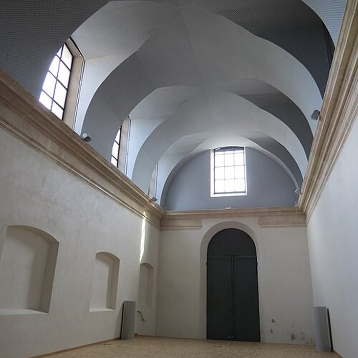 Photo de Ancienne chapelle Saint-Yon, dépendant actuellement du C.E.S. Alexis-Carrel