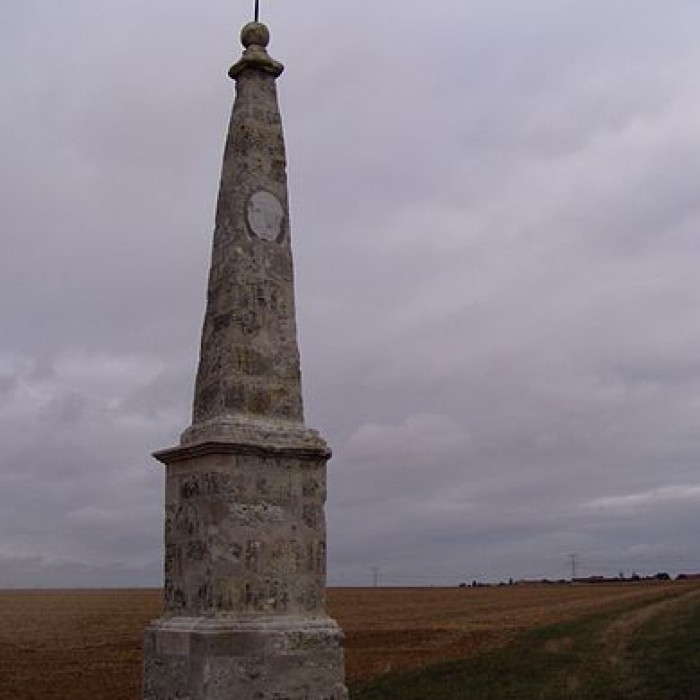 Photo de Obélisque astronomique, dit aussi Méridienne