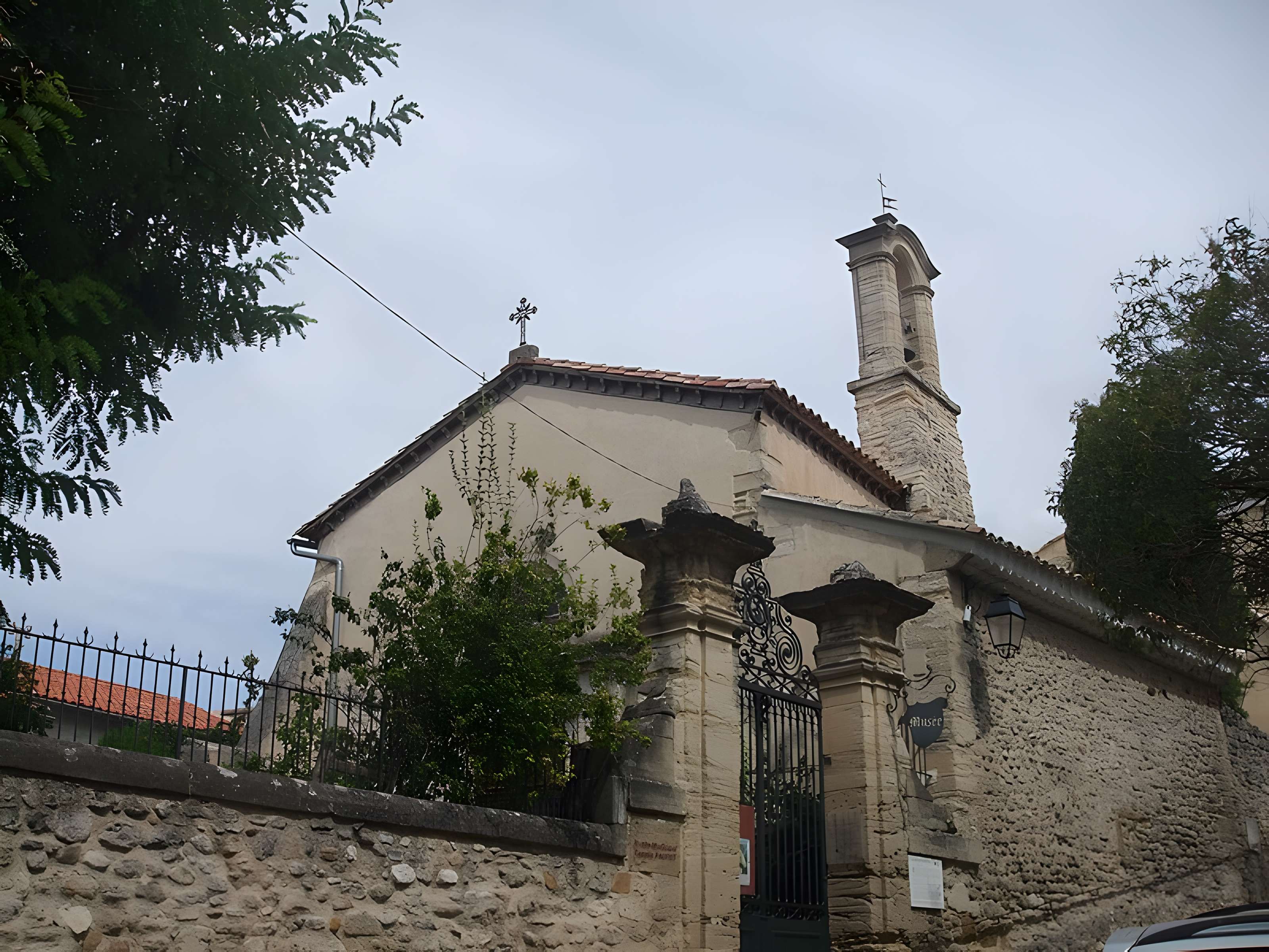 Chapelle des Pénitents blancs de Mazan
