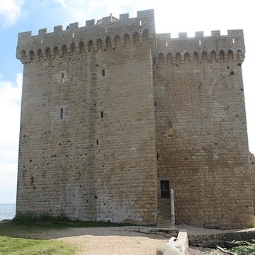 Château fort ou ancien monastère de Lérins