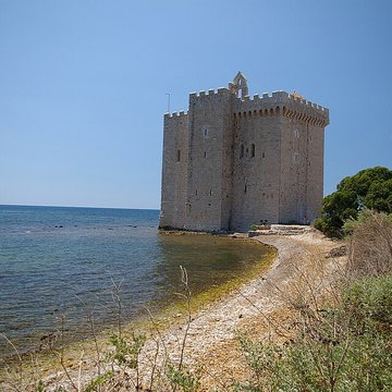 Château fort ou ancien monastère de Lérins