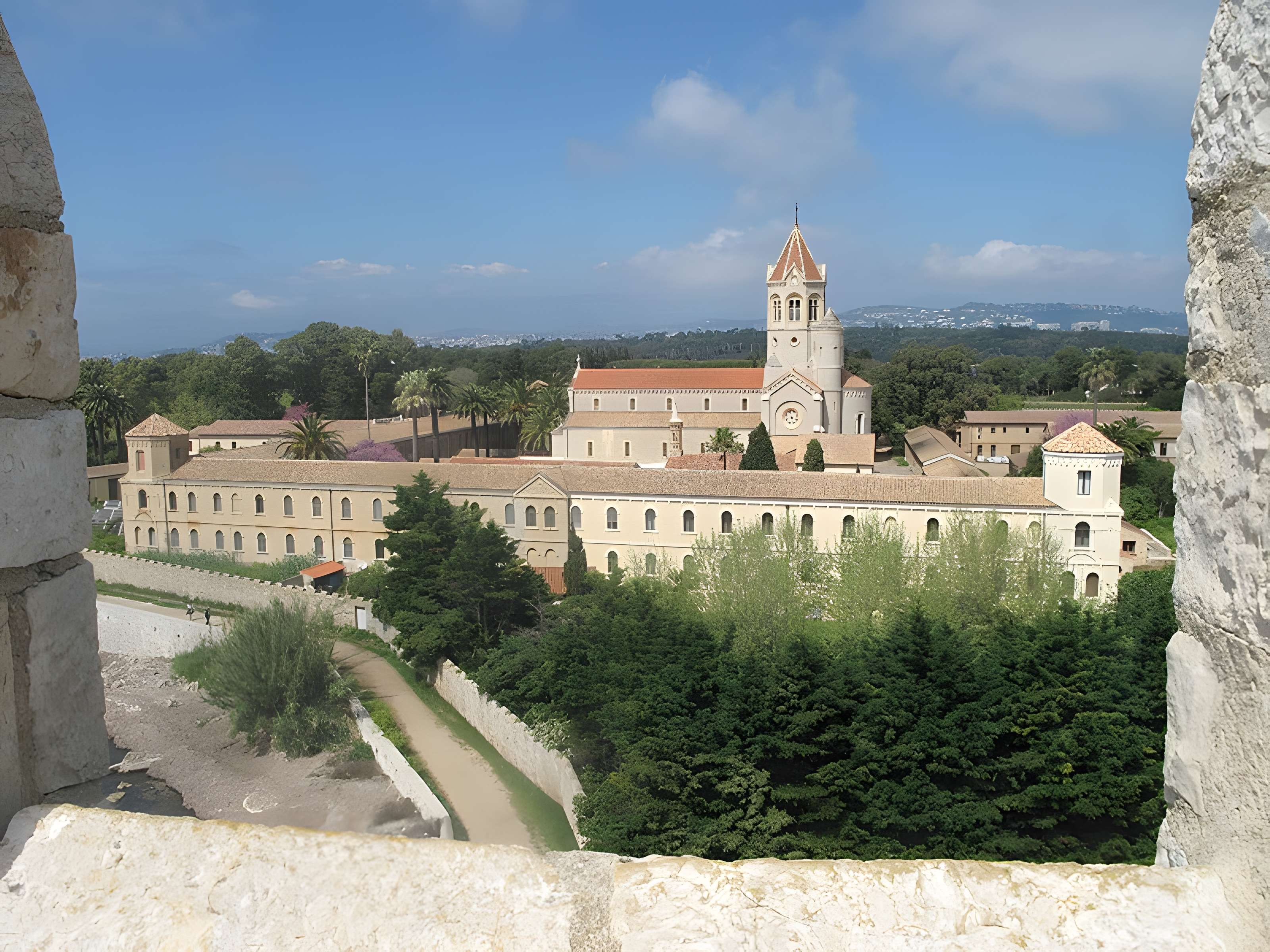 Château fort ou ancien monastère de Lérins