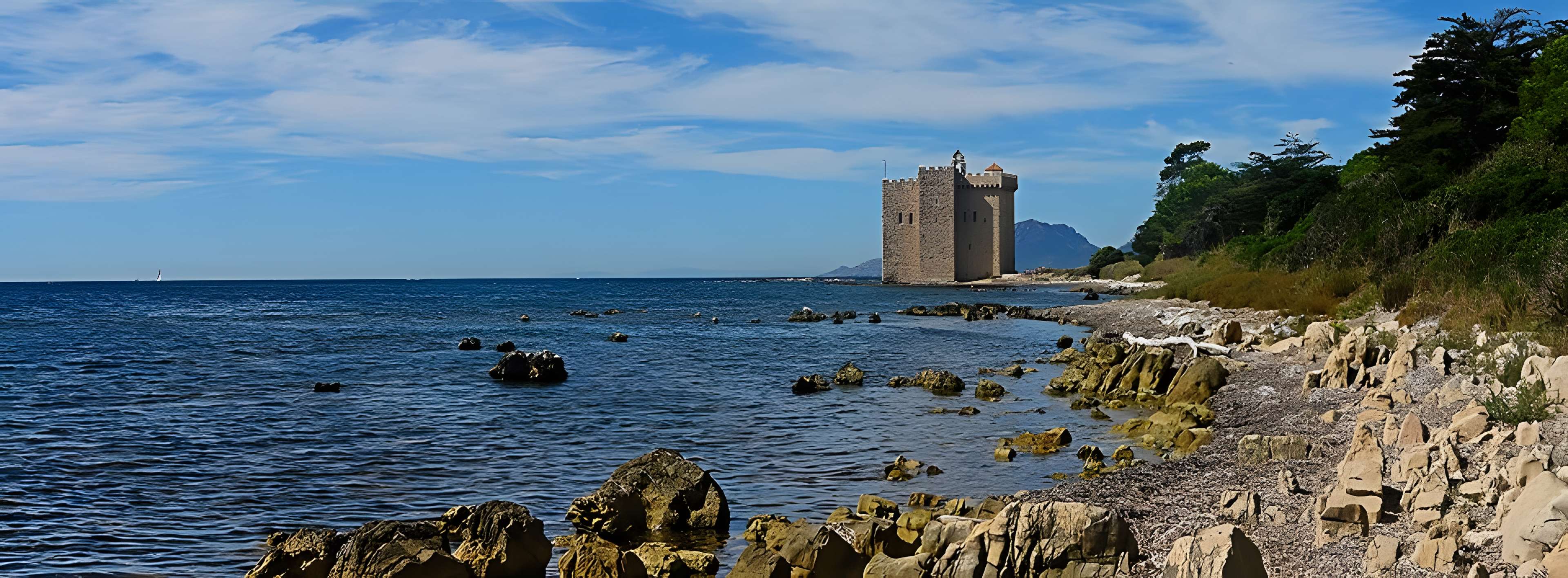 Château fort ou ancien monastère de Lérins