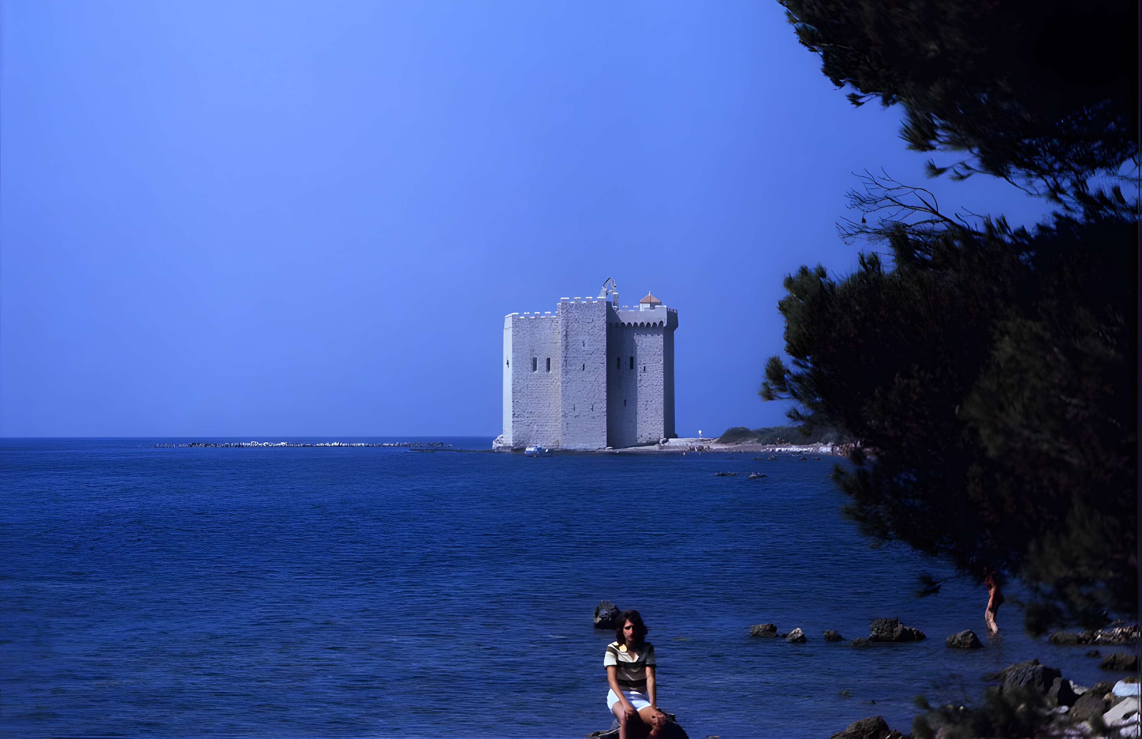 Château fort ou ancien monastère de Lérins