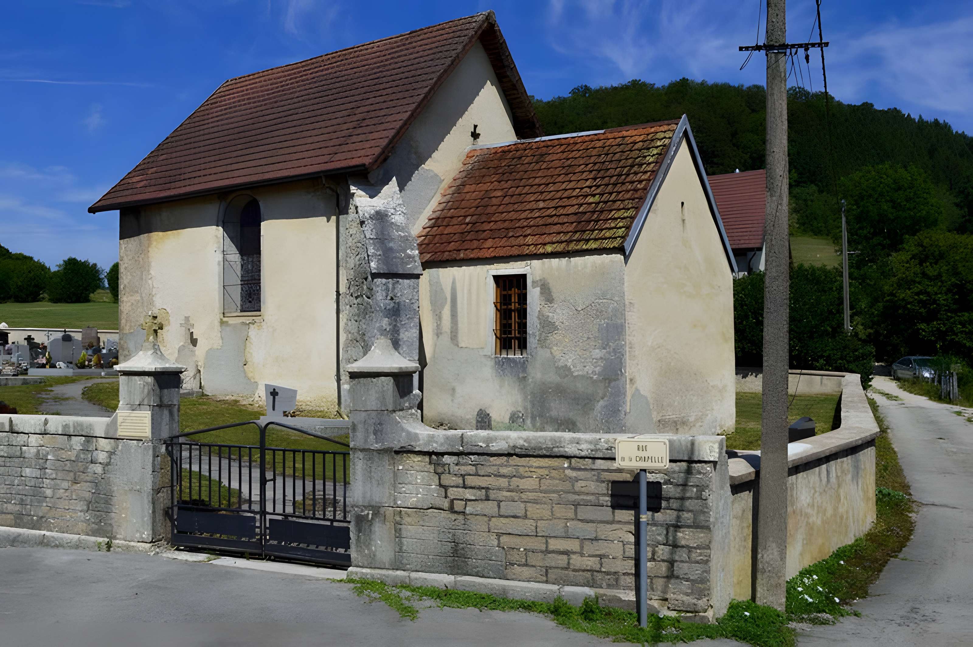 Chapelle du cimetière de Cour-Saint-Maurice