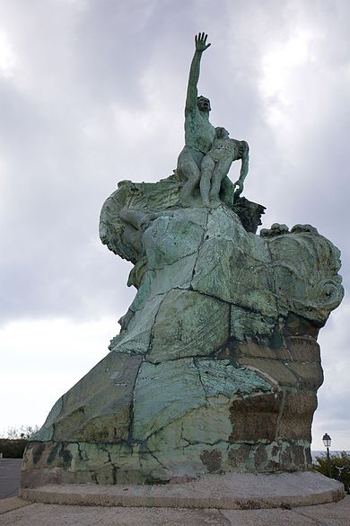 Photo de Monument aux héros et victimes de la mer de Marseille