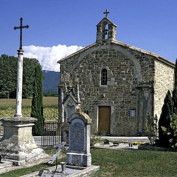 Chapelle du cimetière dUpie