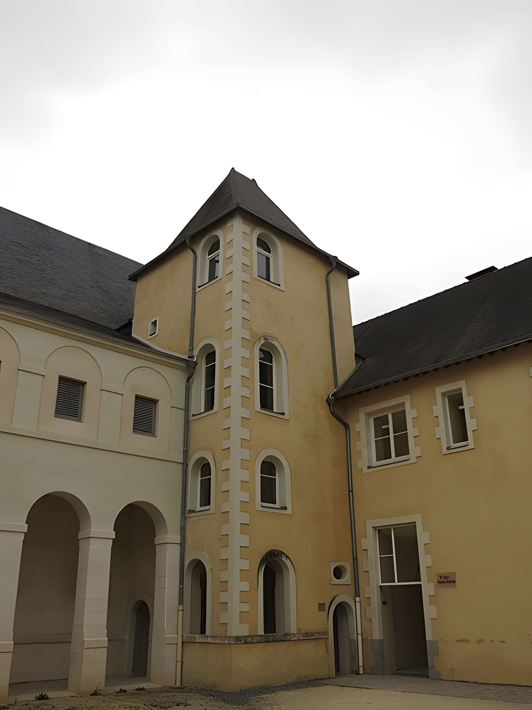 Chapelle du lycée Ambroise-Paré de Laval