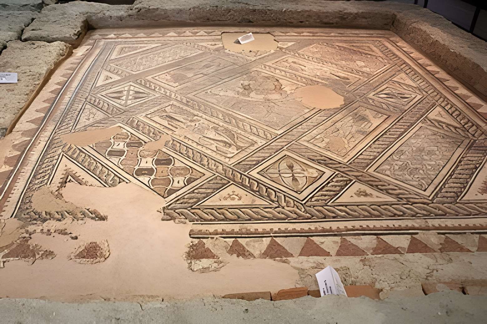 Mosaïque au dieu Océan du domaine de Saint-Girons 
