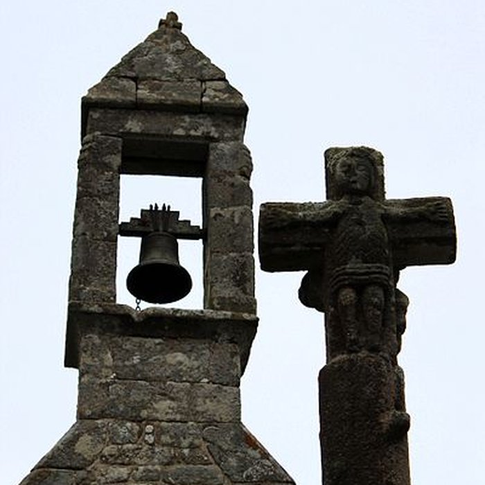 Photo de Chapelle et croix de la Trinité