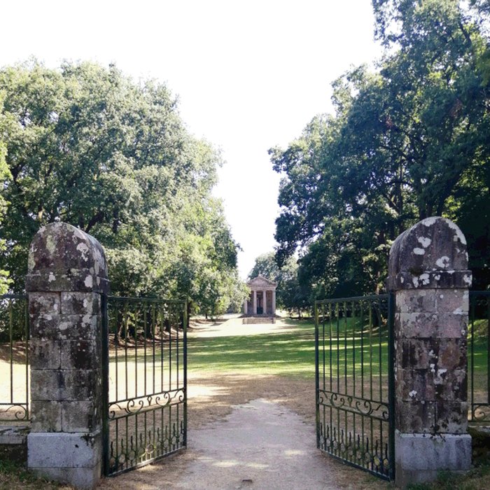Photo de Chapelle expiatoire du Champ-des-Martyrs à Brech