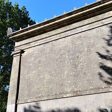 Chapelle expiatoire du Champ-des-Martyrs à Brech