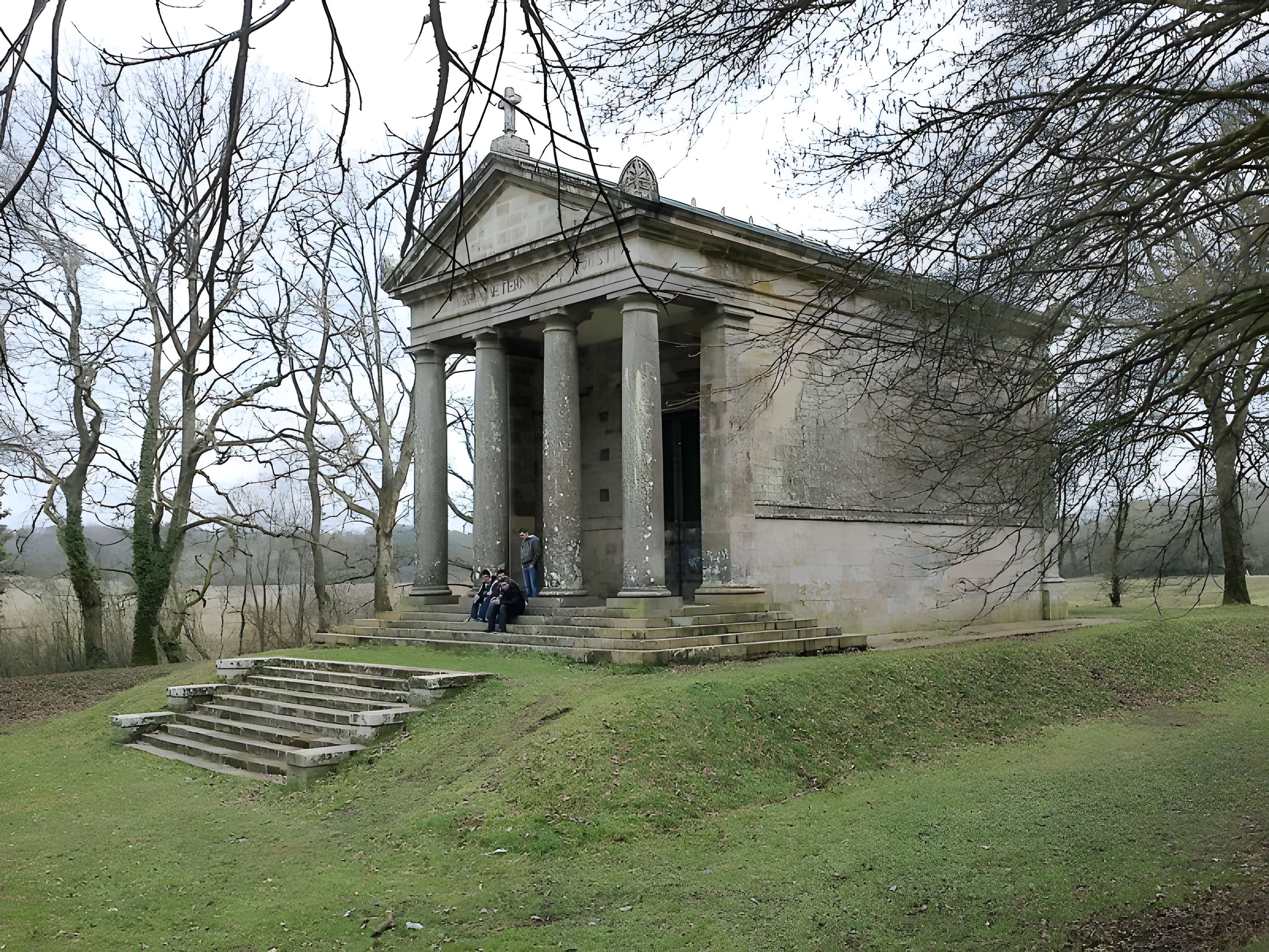 Chapelle expiatoire du Champ-des-Martyrs à Brech 