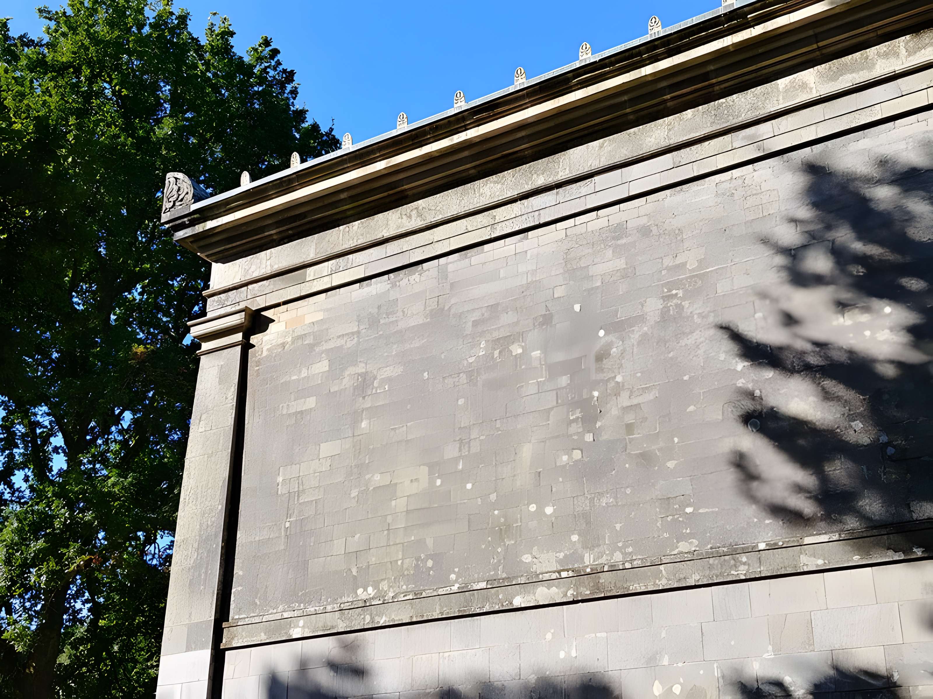 Chapelle expiatoire du Champ-des-Martyrs à Brech